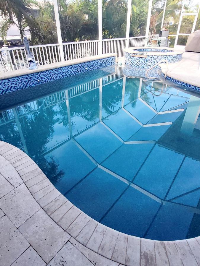 Cape Paradise B & B - Your Luxury Tropical Retreat 珊瑚角 外观 照片